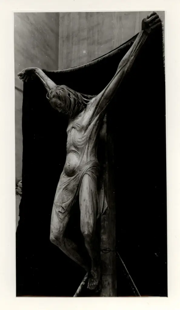 Anonimo , Vivarelli, Jorio - sec. XX - Crocifisso in legno , fronte