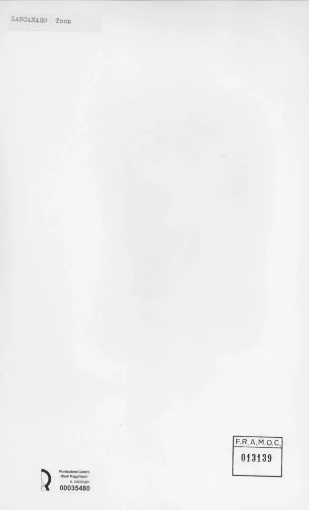 Anonimo , Zancanaro, Antonio - sec. XX - Due vasi con due figure che si abbracciano , retro