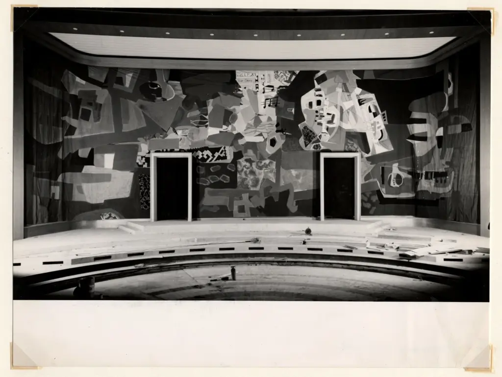 Anonimo , Bezombes, Roger - sec. XX - Decorazione astratta , fronte