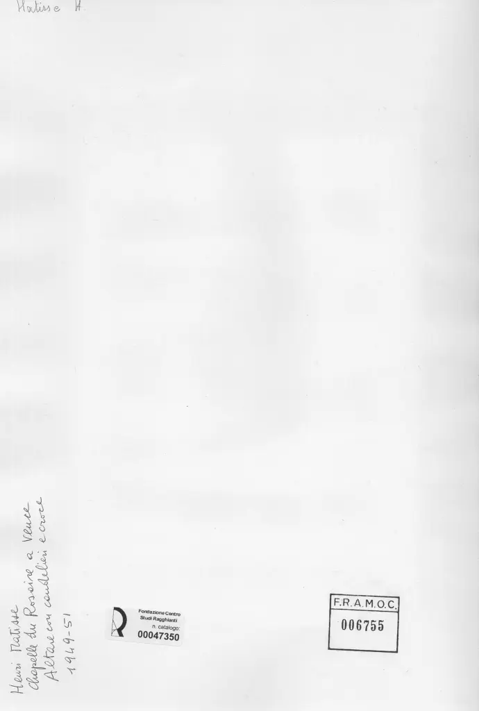 Anonimo , Matisse, Henri - sec. XX - Chapelle du Rosaire a Vence: altare con candeliere e croce , retro