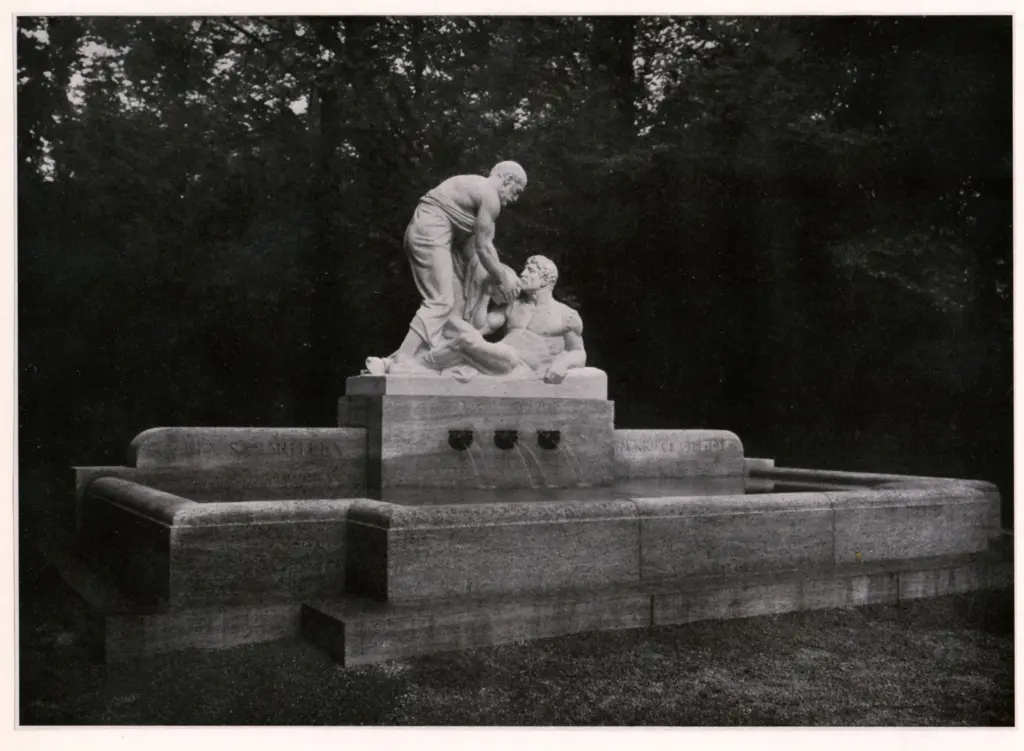 Anonimo , Kaufmann, Hugo Wilhelm - sec. XX - Samariterbrunnen in Hambyrg , fronte