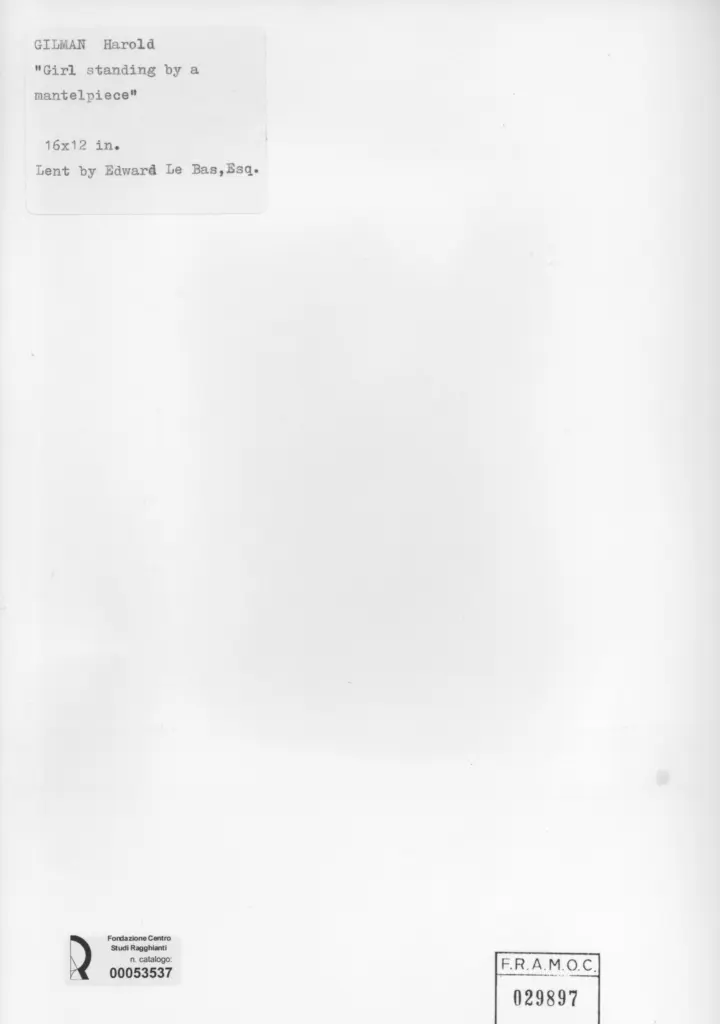 Anonimo , Gilman, Harold - sec. XIX/ XX - Girl standing by a mantelpiece , retro