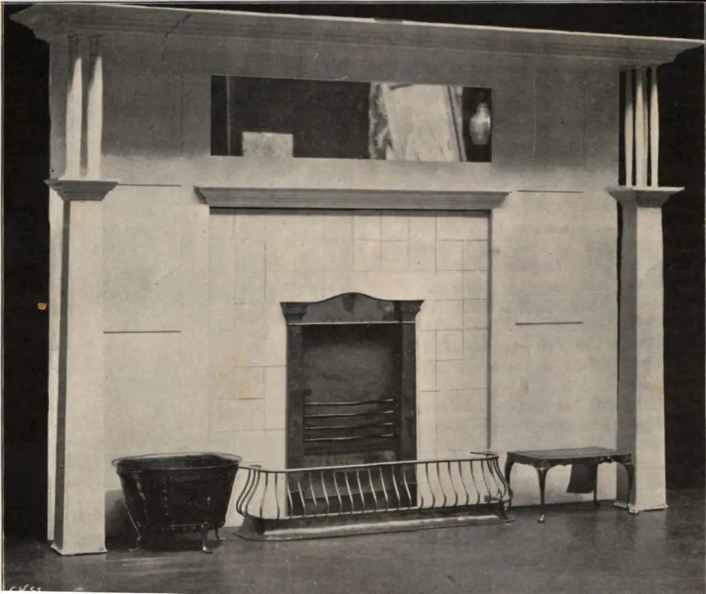 Anonimo , Voysey, Charles Francis Annesley - sec. XIX - Caminetto , fronte