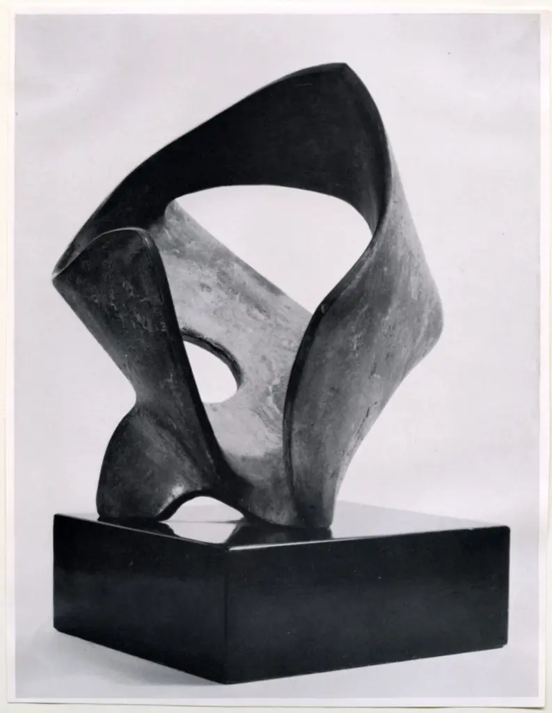 Anonimo , Hepworth, Barbara - sec. XX - Helios , fronte