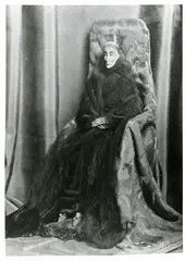 Anonimo , Barjanski, K. - sec. XX - The ex-queen of Naples , fronte