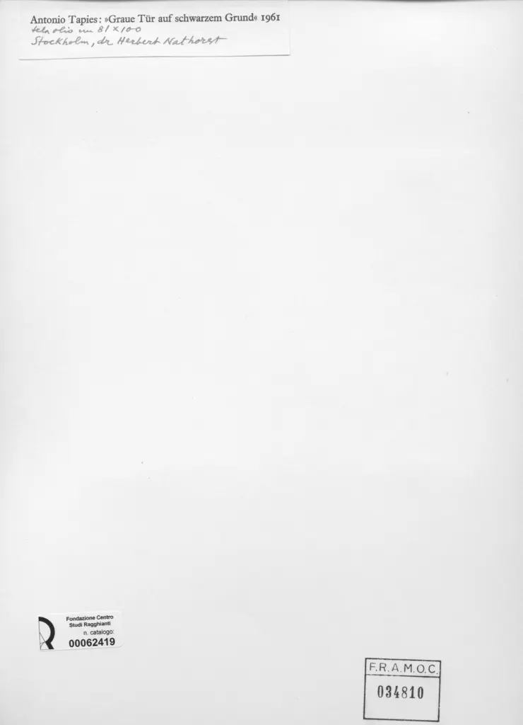 Anonimo , Tapies, Antonio - sec. XX - Graue T&uuml;r auf schwarzem Grund , retro