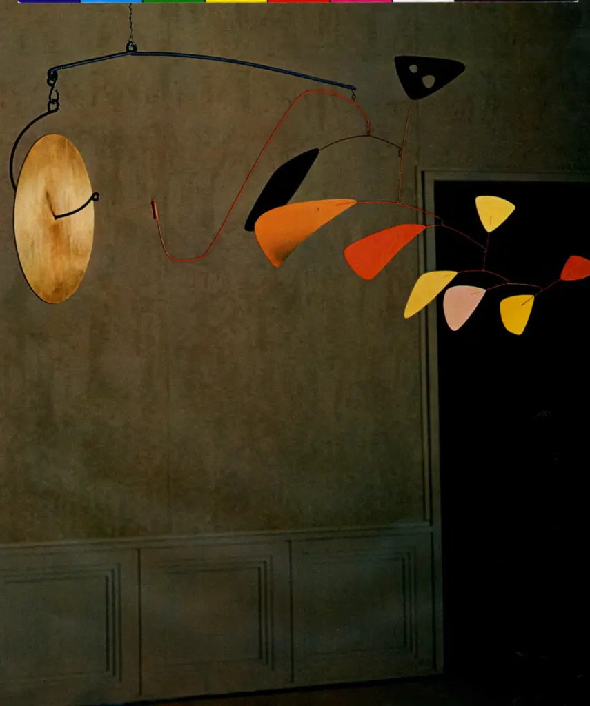 Anonimo , Calder, Alexander - sec. XX - Lampadario a colori , fronte