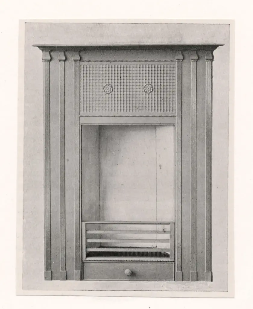 Anonimo , Ashbee, C.R. - sec. XIX - Camino in ghisa , fronte