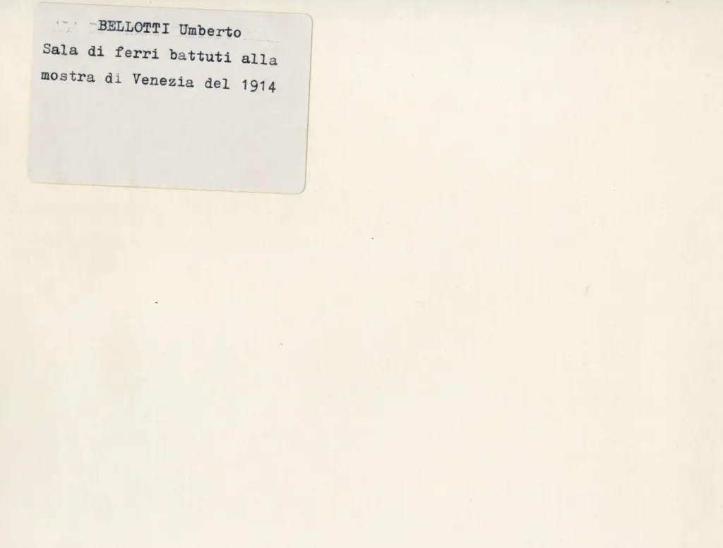 Anonimo , Bellotti, Umberto - sec. XX - Sala di ferri battuti , retro