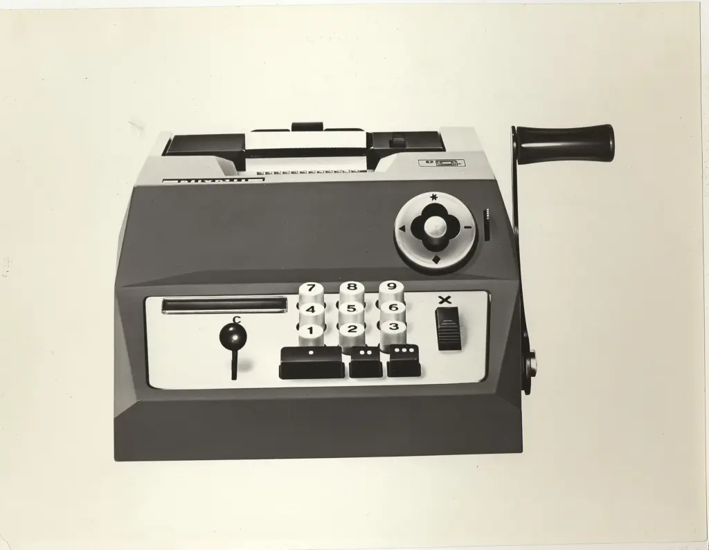 Anonimo , Nizzoli, Marcello - sec. XX - Summa prima 20, disegno per Olivetti , fronte