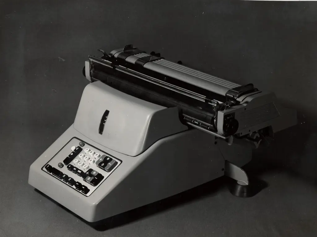 Anonimo , Olivetti - sec. XX - Olivetti Audit 202 , fronte