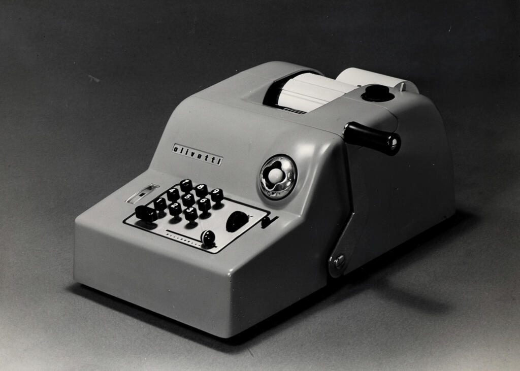 Anonimo , Olivetti - sec. XX - Olivetti Summa 15 , fronte