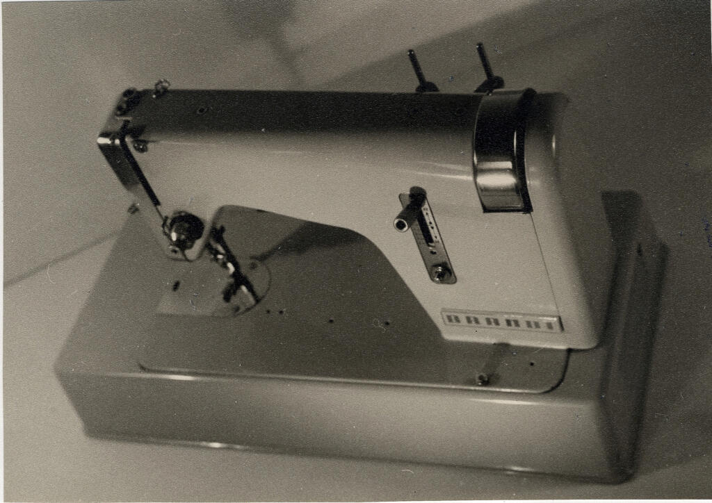 Anonimo , Bureau Technes - sec. XX - Macchine da cucire per la Società Brandt , fronte