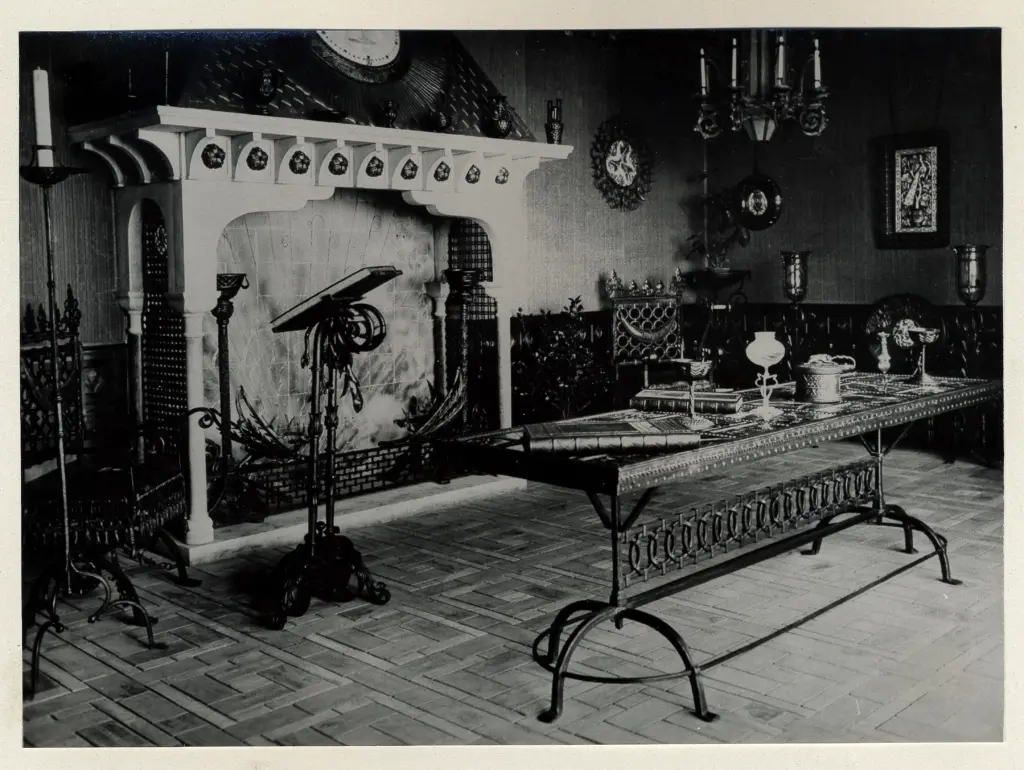 Bellotti, Umberto , Arredamento in ferro battuto