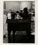 Cantatore, Domenico , Oggetti sul tavolo