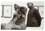 Gorni, Giuseppe , Giuseppe Gorni alla mostra nella Galleria Gian Ferrari nel 1965 e la scultura donata a Ragghianti