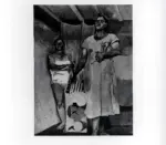 Pirandello, Fausto , Donne di casa