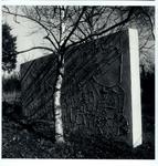 Anonimo , Nivola, Costantino - sec. XX - Muro con graffito nel giardino di Nivola a Long Island, New York