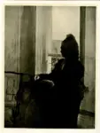 Anonimo , Degas, Edgar - sec. XIX - Portrait of lady seated before a window overlooking the Tuilleries Gardens