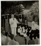 Luka, Madeleine , Le President Sarraut parmi ses noirs d'Afrique