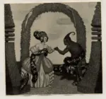 Pellar, Hans , Dama e satiro che danzano in giardino